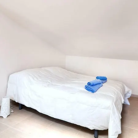 Apartment Castell プラヤ・デアロ